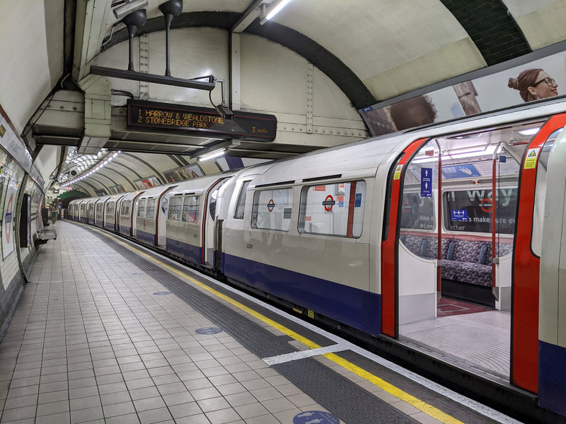 MARL International delivers ultra-reliable, low power consumption lighting for London Underground trains